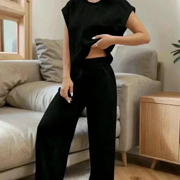 Black Casual Women's Spring/Summer Knit Loose Fit Leisure Suit - Picture 1 of 4